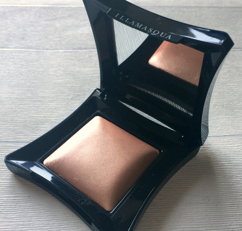 illamasqua Beyond Powder #Epic