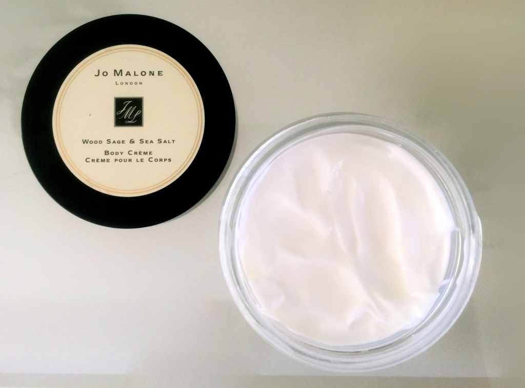 Jo Malone Wood Sage & Sea Salt Body Creme 175ml ปรนนิบัติผิวให้ชุ่มชื้นด้วยครีมบำรุงผิวกายเข้มข้น สัมผัสสายลมจากชายฝั่งอังกฤษ ความสดชื่นจากซีซอลท์ 