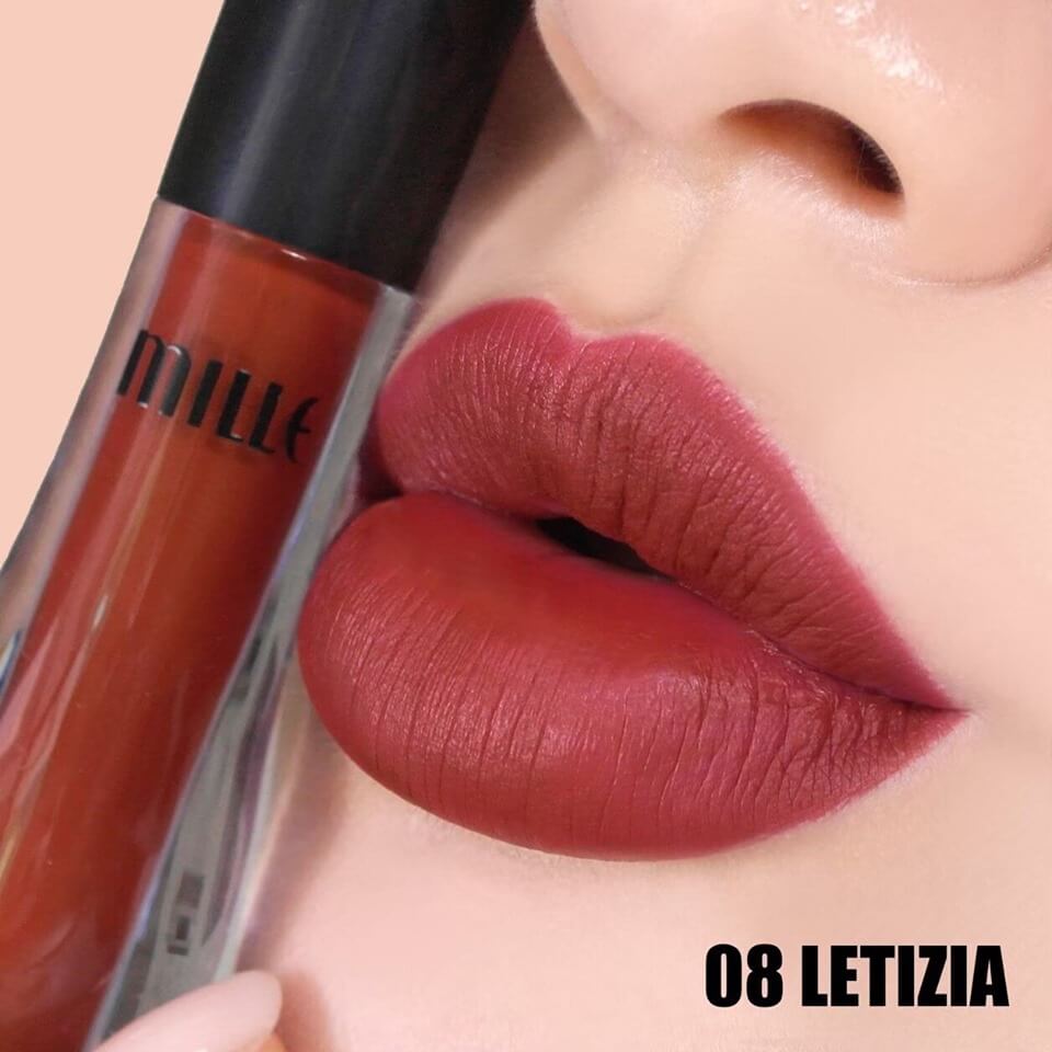 Mille Satin Matte Liquid Lip #08 Letizia 1.7 g ลิปสติกเนื้อแมตท์ ผิวสัมผัสเรียบเนียนดุจกำมะหยี่ นุ่มลื่นทาง่าย ให้สีสันสวยเจิดจรัสยาวนานตลอดวัน