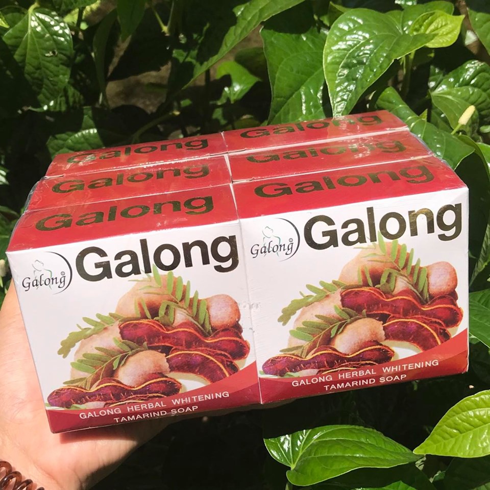 Galong การองสบู่สมุนไพรมะขามสูตรโบราณ 150g สบู่สมุนไพรมะขาม รวมคุณสมบัติเฉพาะที่อุดมไปด้วยสาร AHA ที่ช่วยให้ผิวเต่งตึง ลดความมัน แก้ปัญหาสีผิวหมองคล้ำ ทำให้ผิวเนียนนุ่ม